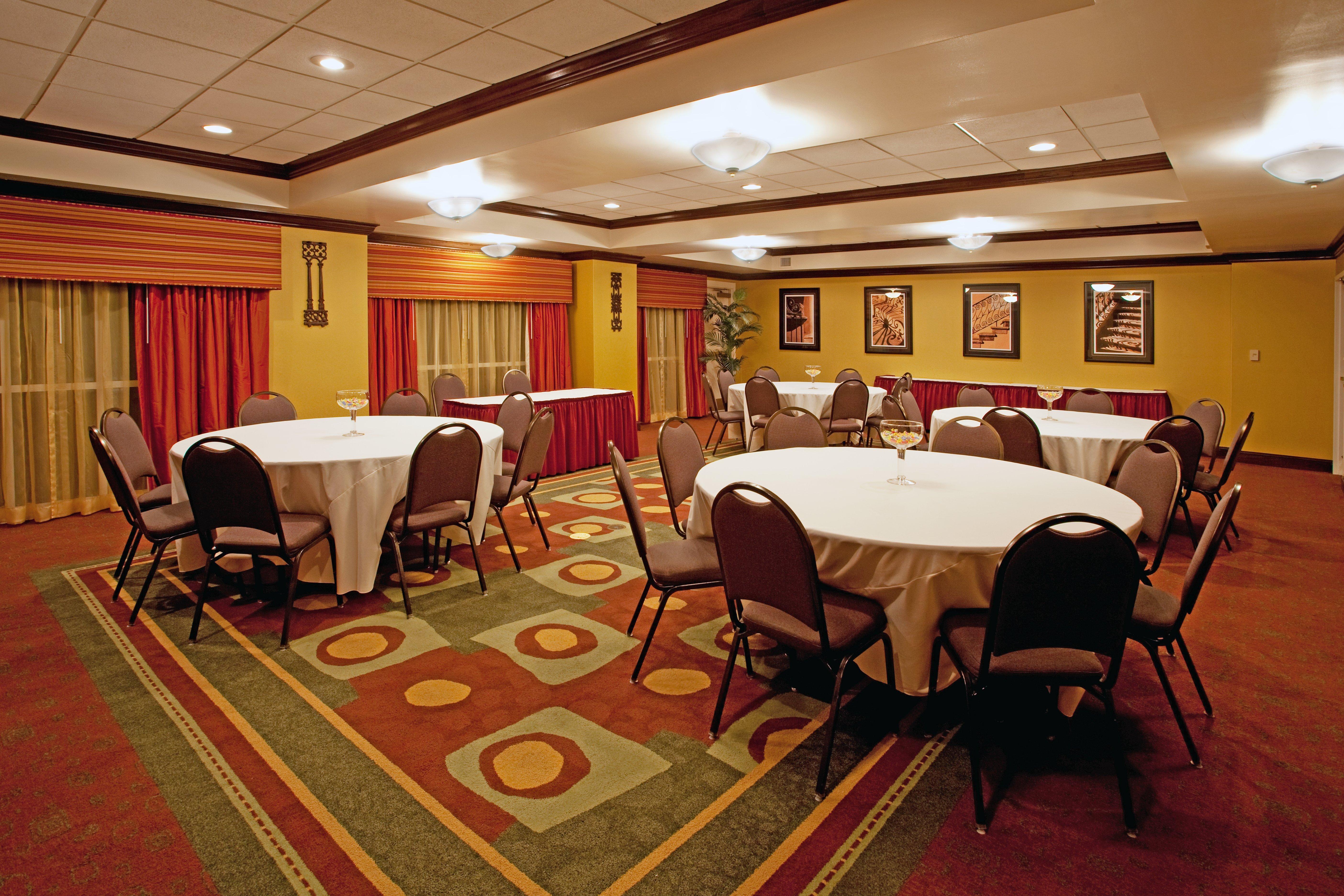 Holiday Inn Express Hotel & Suites Charleston-Ashley Phosphate By Ihg North Charleston Extérieur photo