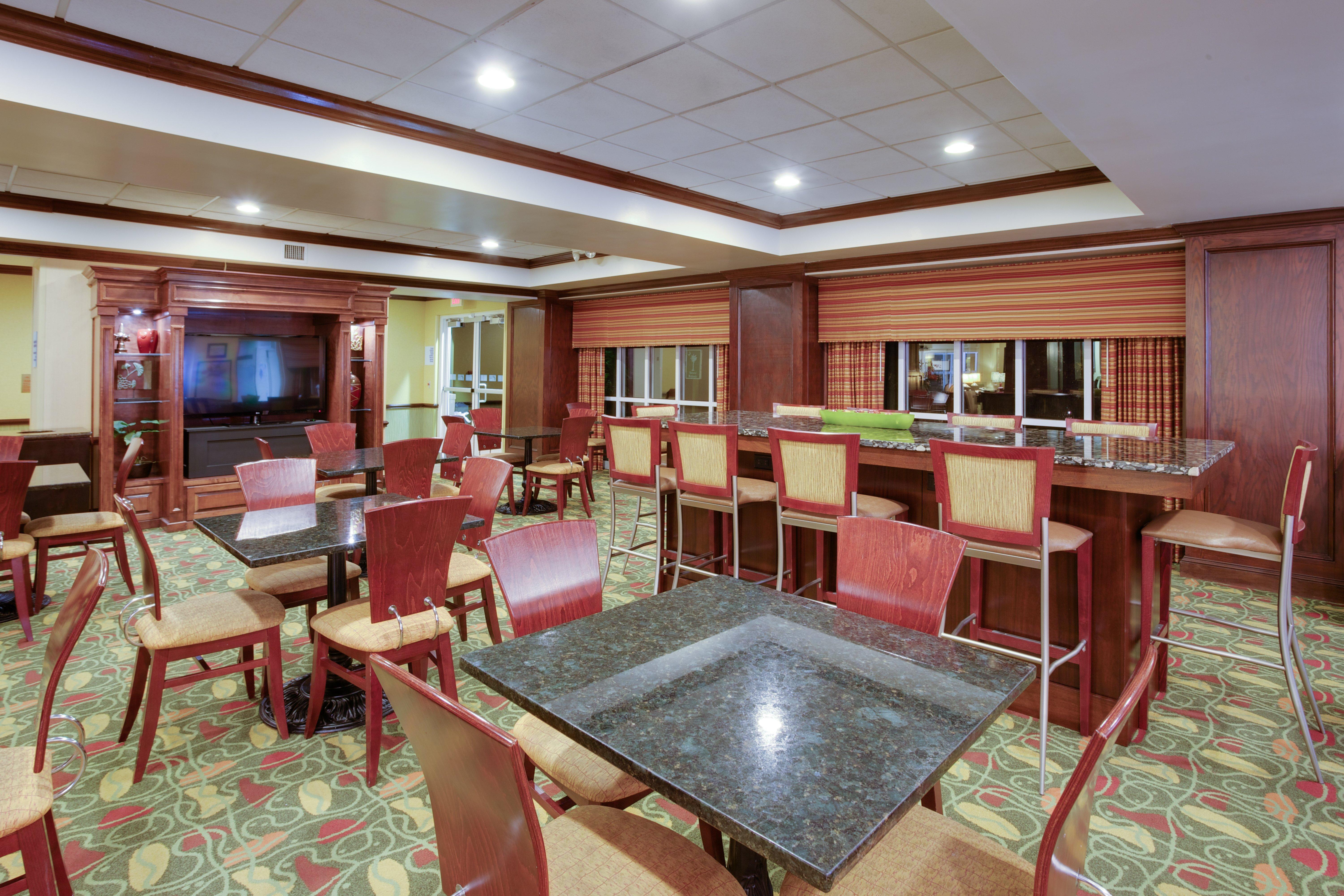 Holiday Inn Express Hotel & Suites Charleston-Ashley Phosphate By Ihg North Charleston Extérieur photo