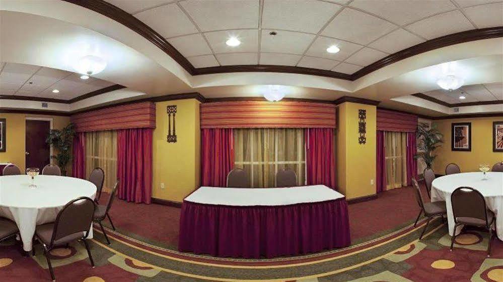 Holiday Inn Express Hotel & Suites Charleston-Ashley Phosphate By Ihg North Charleston Extérieur photo