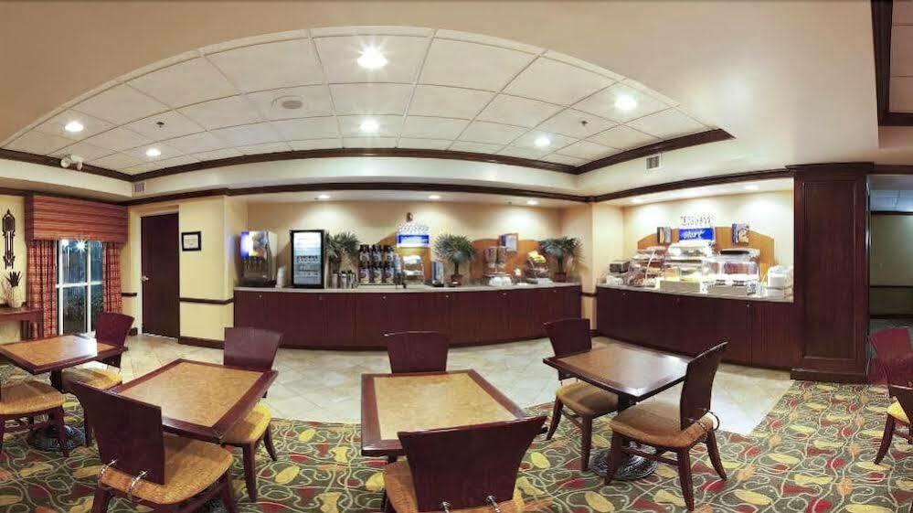 Holiday Inn Express Hotel & Suites Charleston-Ashley Phosphate By Ihg North Charleston Extérieur photo